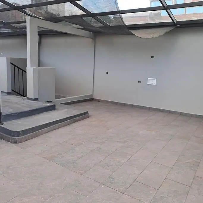 Casa Central En La Floresta! Medellin Colombia